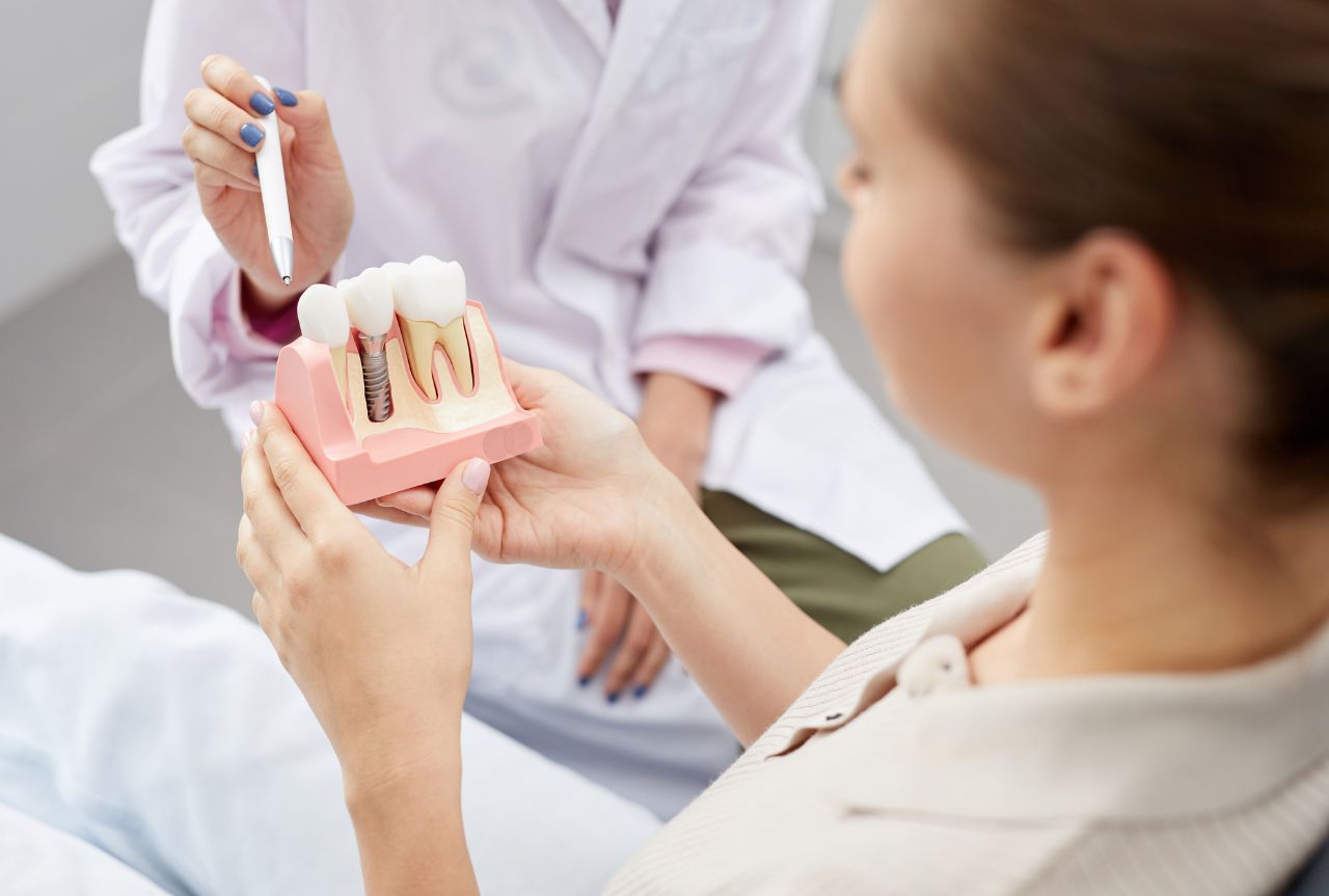 Implant dentaire Clinique dentaire Petite-Patrie dans Rosemont